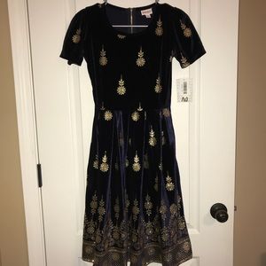 Elegant lularoe Amelia XS